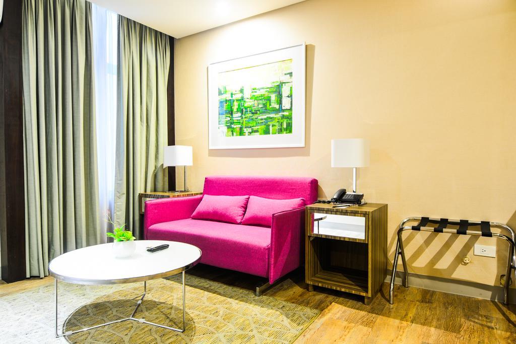Best Western Antel Spa Hotel Suites Makati City Exteriör bild