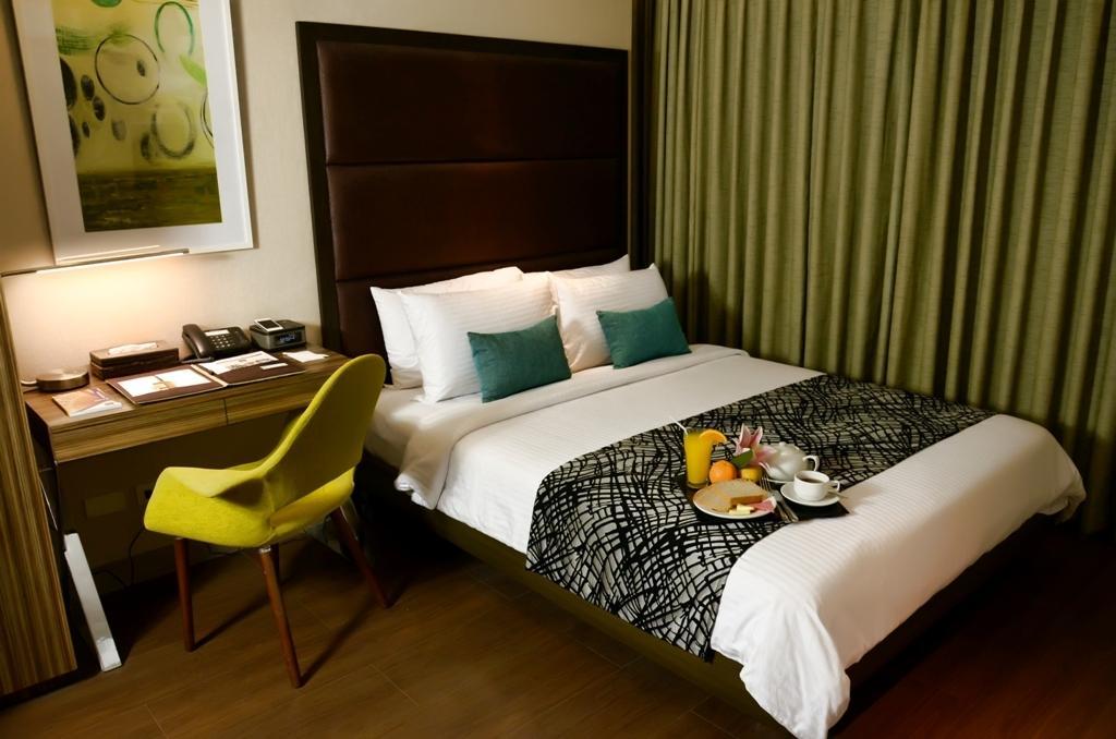 Best Western Antel Spa Hotel Suites Makati City Exteriör bild
